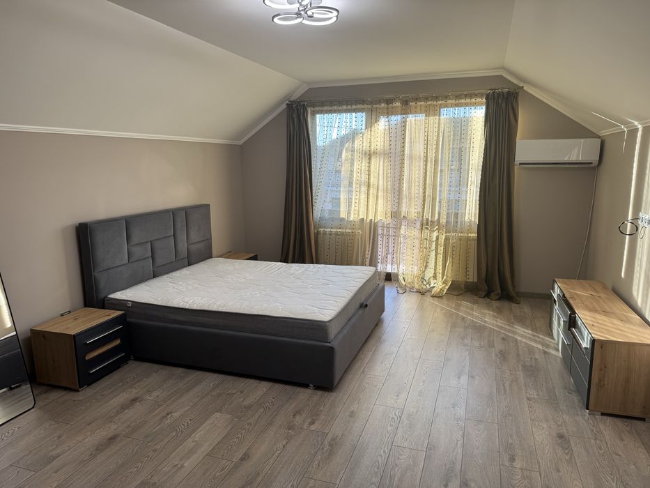 Оренда будинка (Таунхаус), Набережна