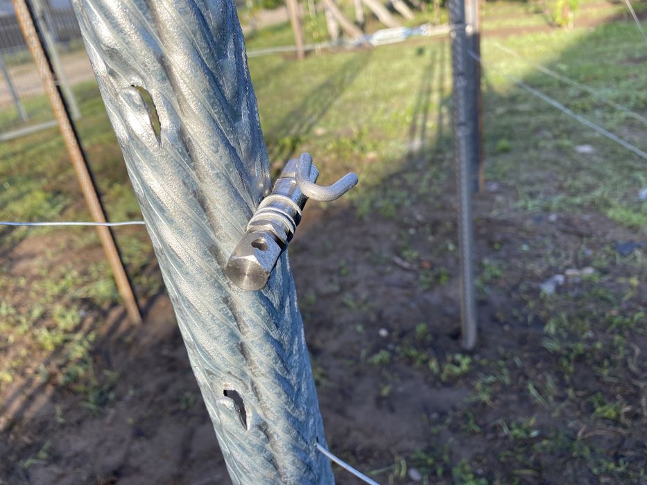 Słupki do winnic - różne rodzaje
