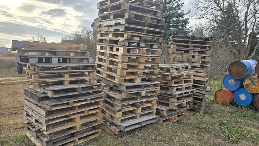 Palety różne cale niepołamane ,transport