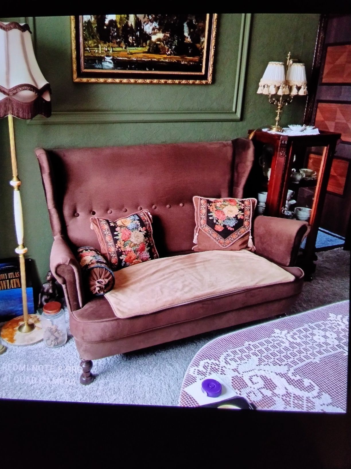 Sofa dwuosobowa brązowa