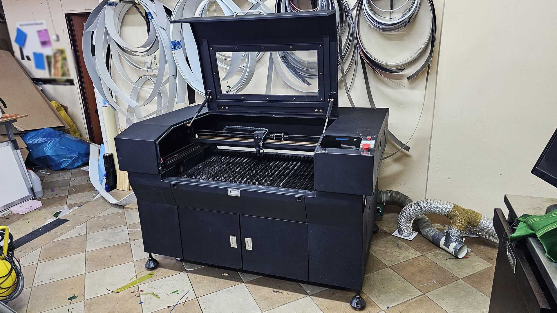 Ploter laserowy MegaPlot QSL32 600x900mm 60W