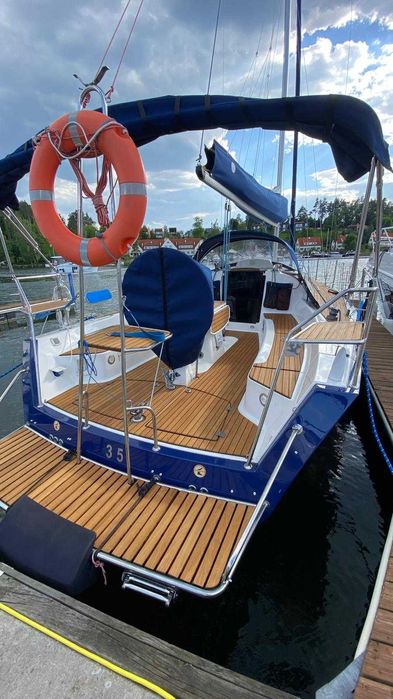 Jacht Cobra 33 - najładniejszy na Mazurach