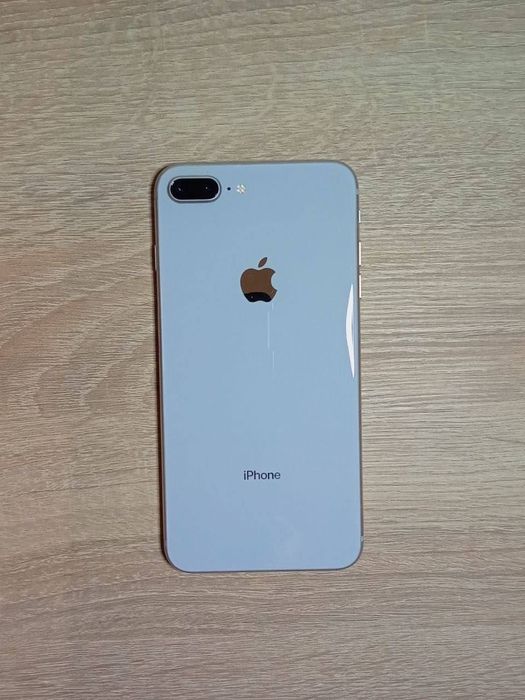 iPhone 8+  256гб
