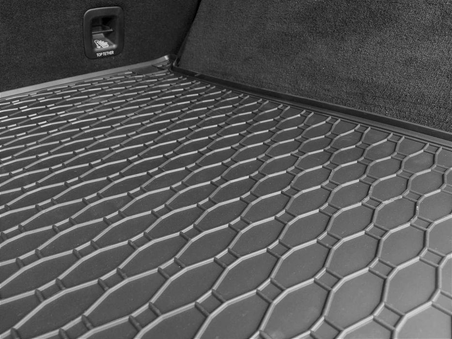 Mercedes ML, GLE (W166) Килимок у багажник | Гумовий коврик Мерседес