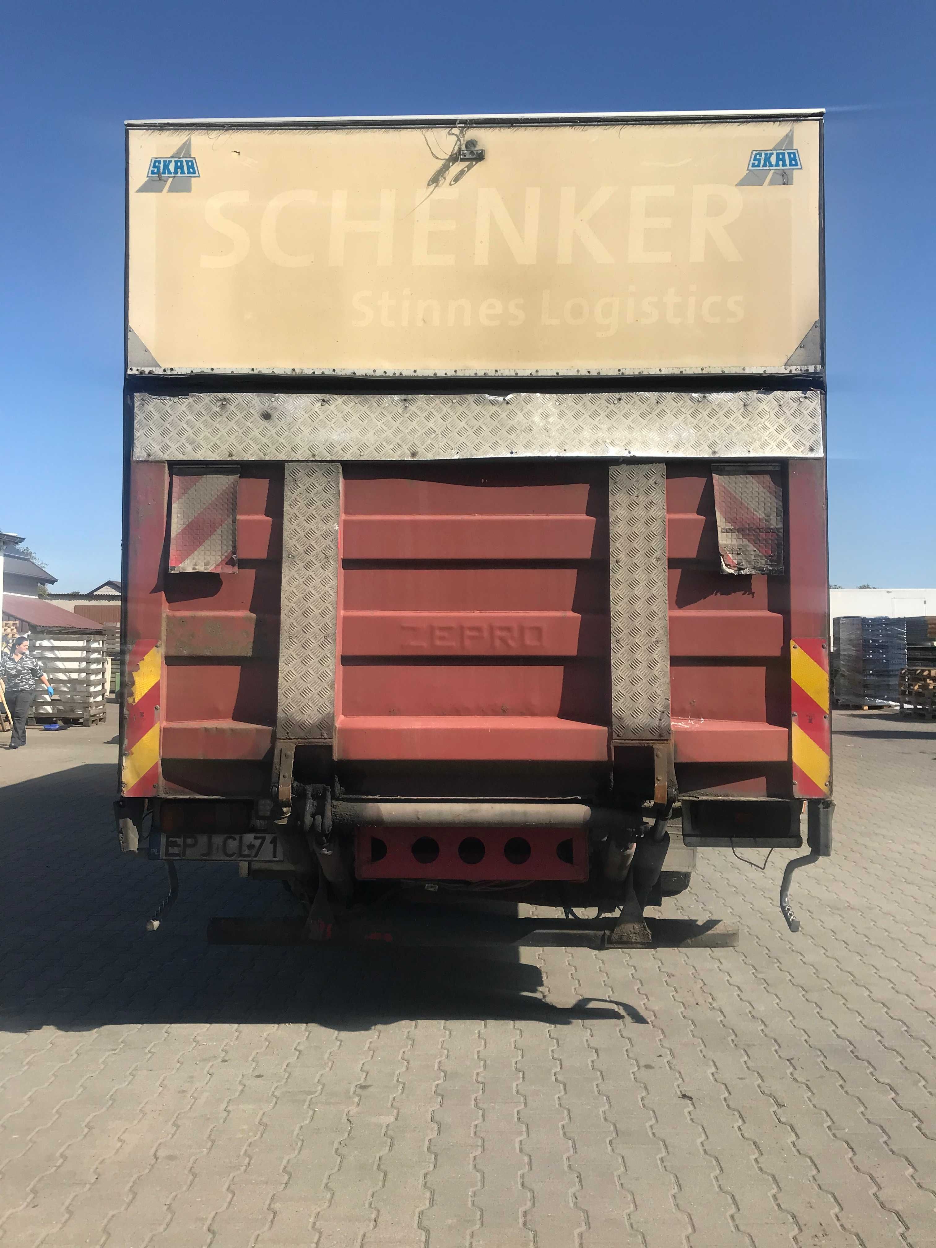 Sprzedam samochód ciężarowy Volvo. FL220. 18 palet. Dmc 12 t.