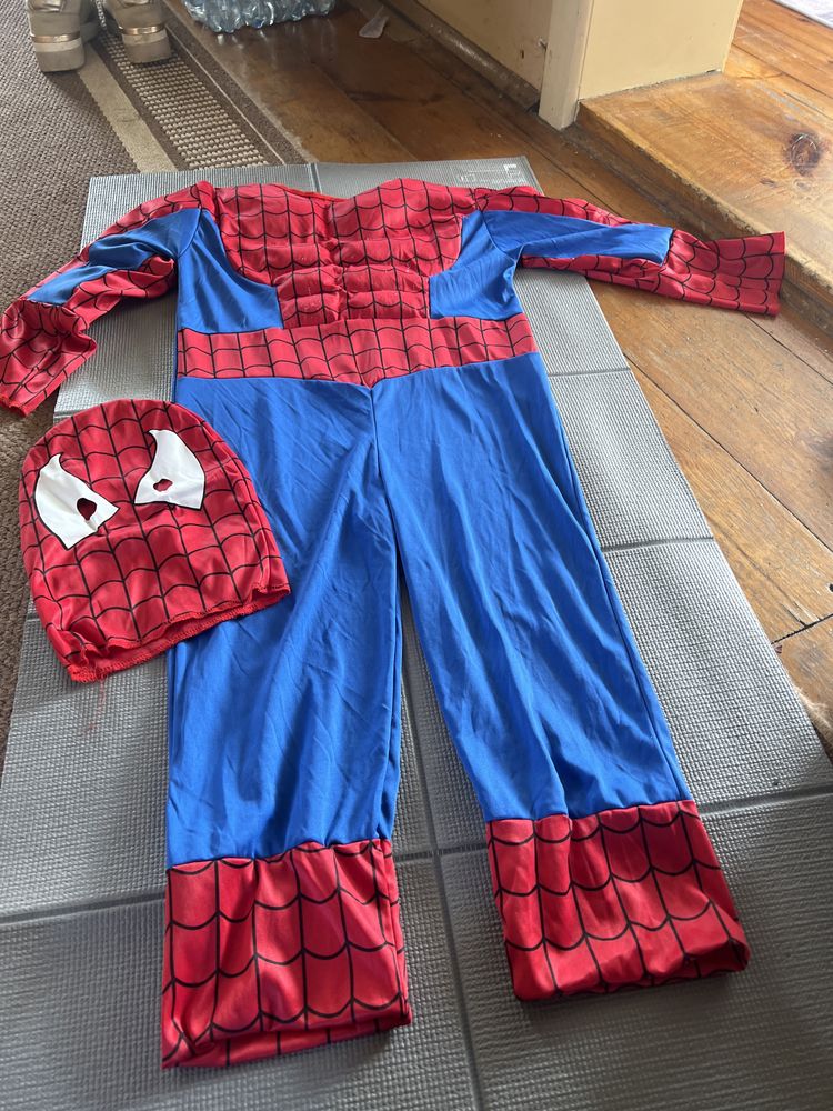 Strój spider man Smyk 122/128