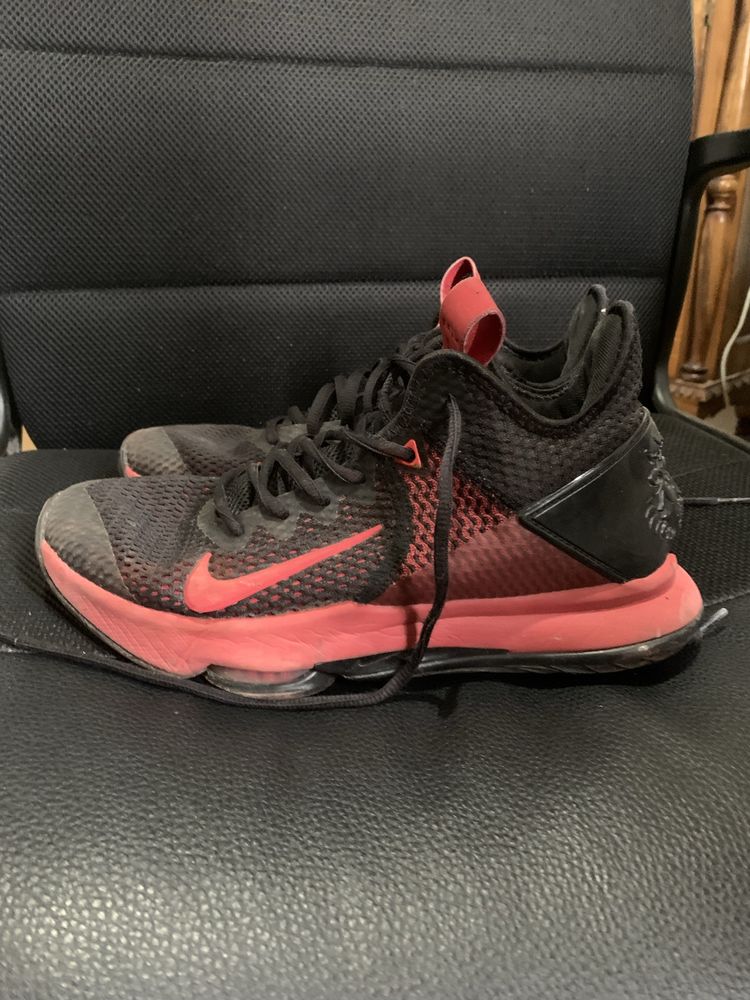 Lebron Witness IV