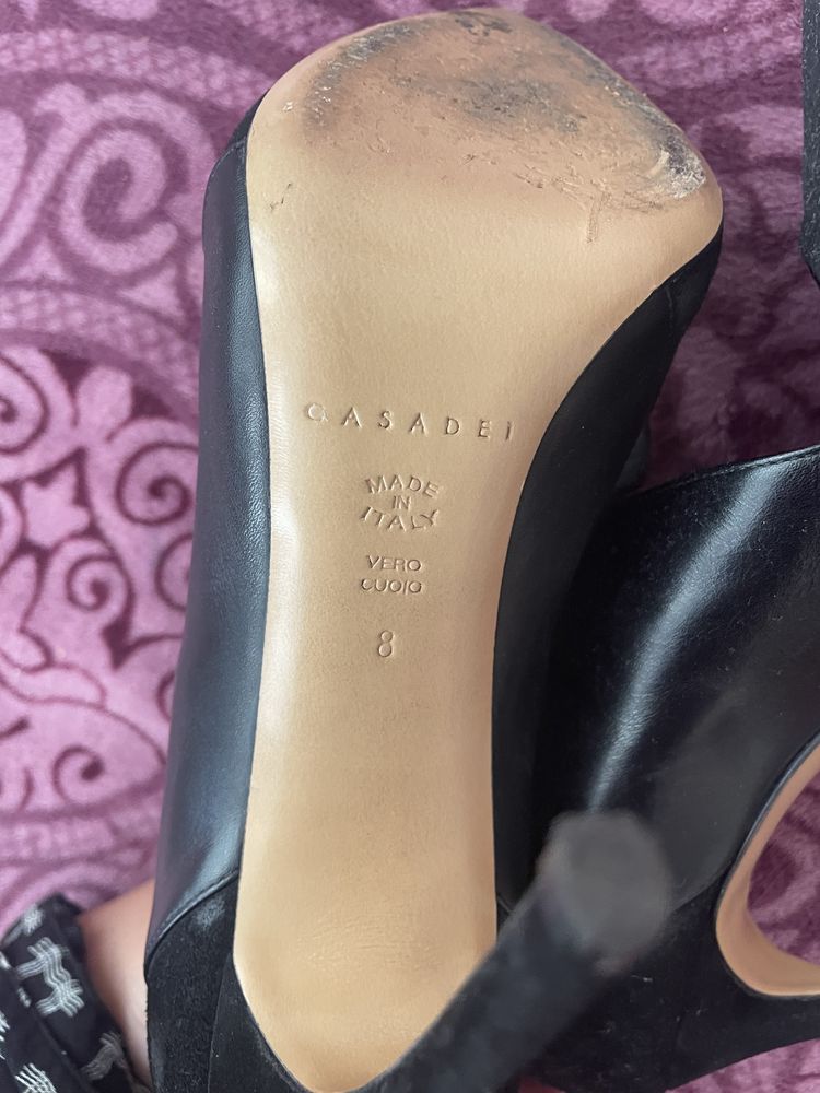 Casadei , оригінал, 38 р