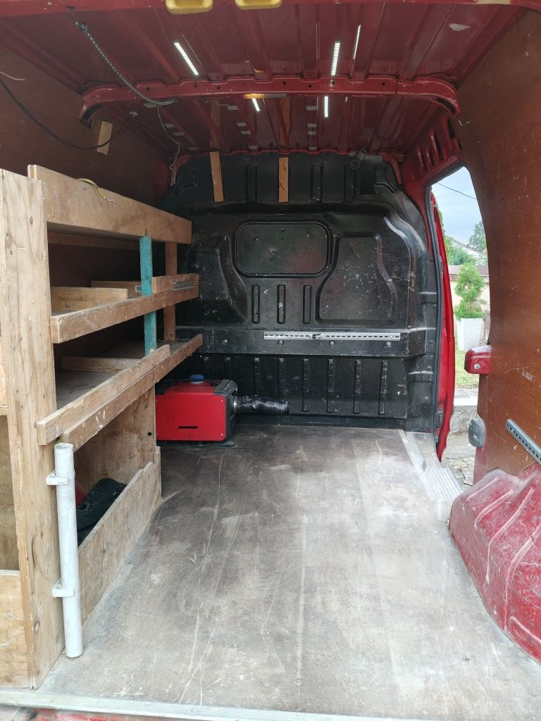 Ford transit connect.