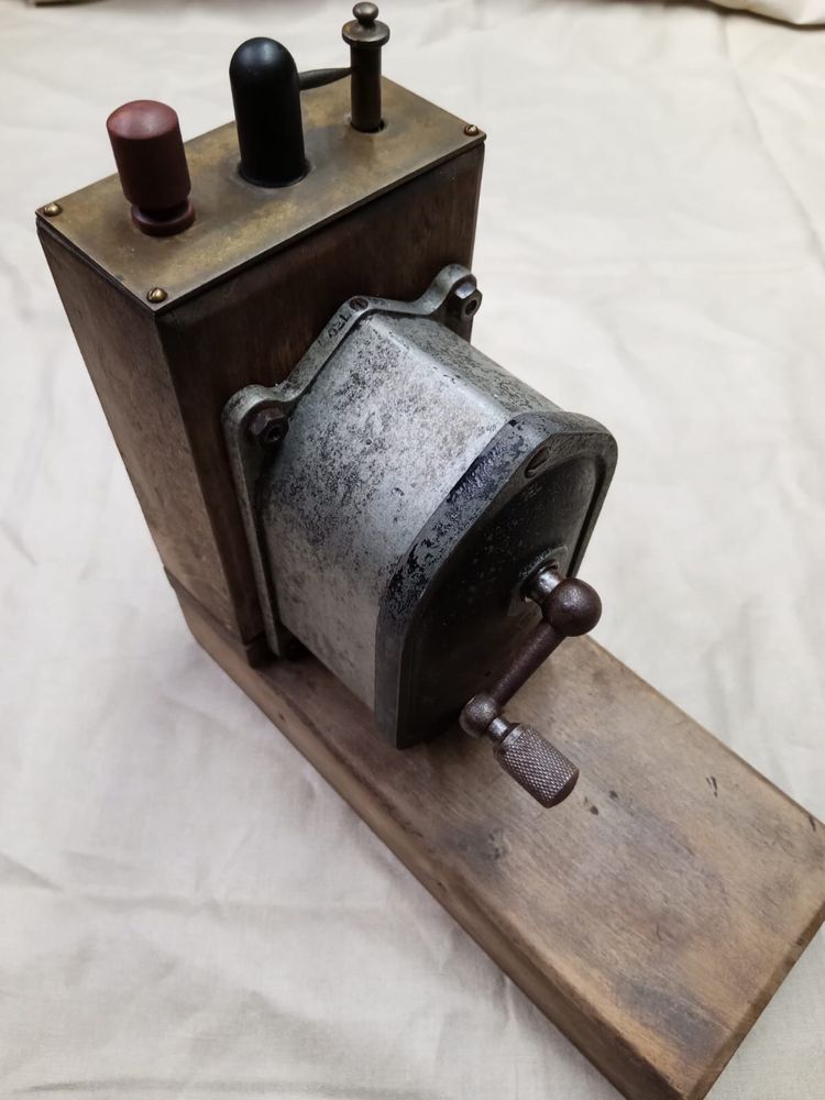 Zabytkowa zapalniczka lampa Bosch Anlass-magnet