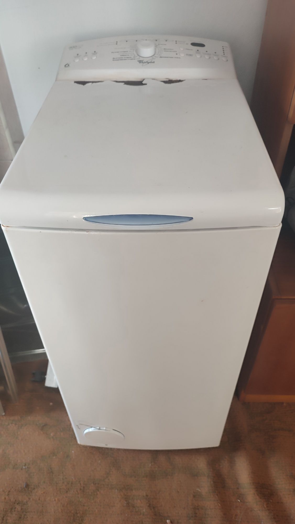 Продам пральну машинку Whirlpooll