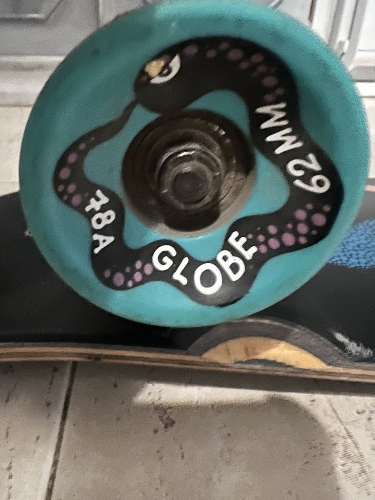 Skate cruiser Globe