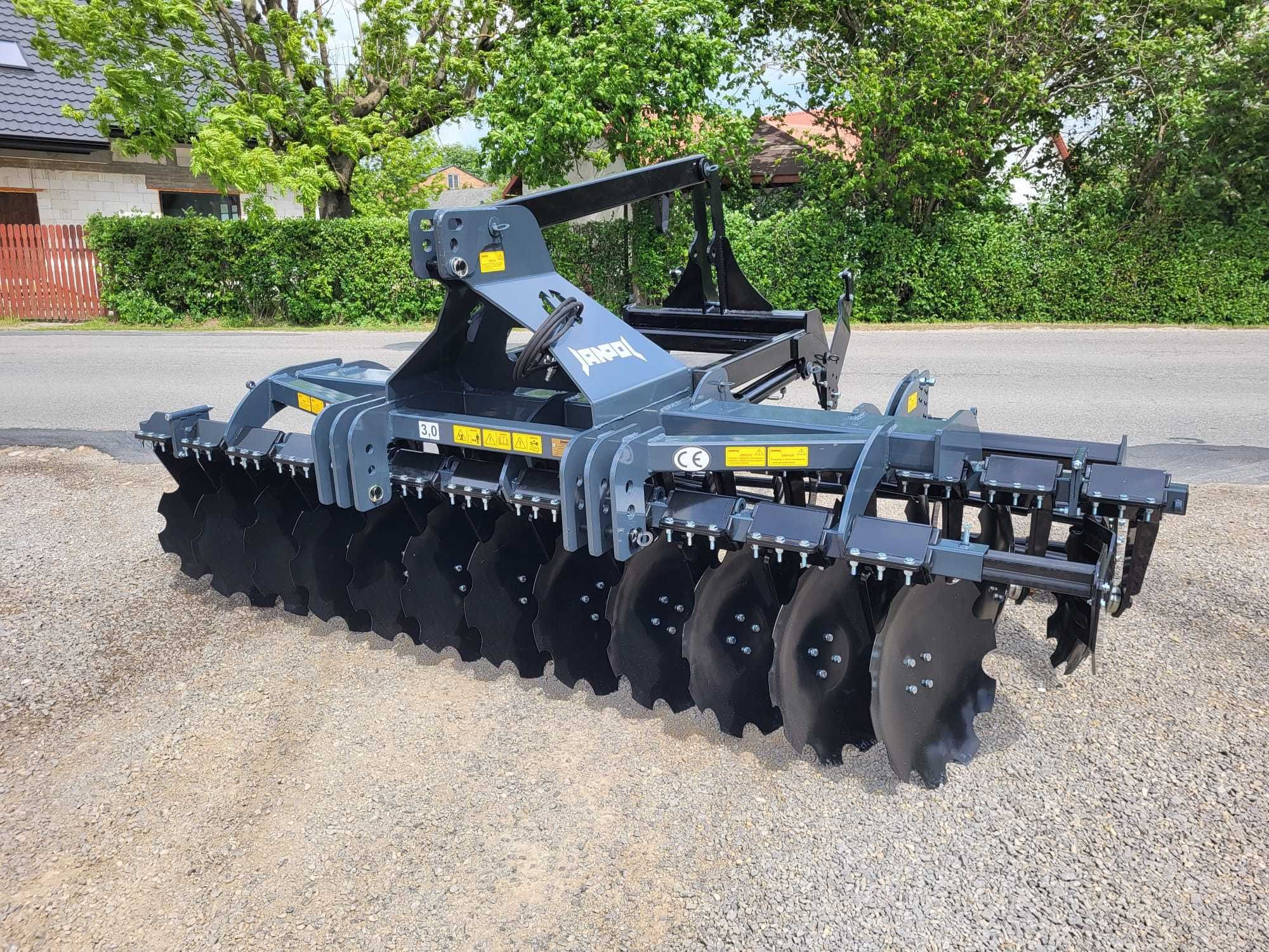Agregat uprawowo-siewny TALERZOWY 2,5/2,7/3m hydropak TRANSPORT
