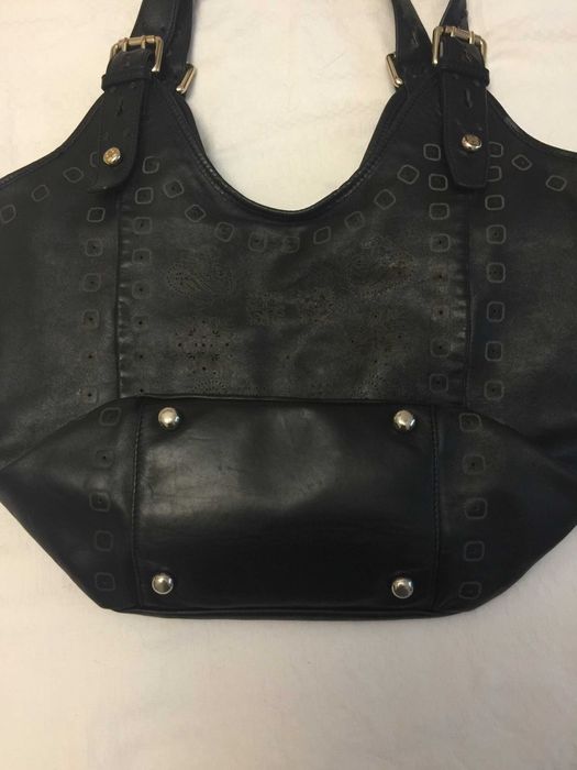 Givenchy  женская сумка большая кожаная в отличном состоянии