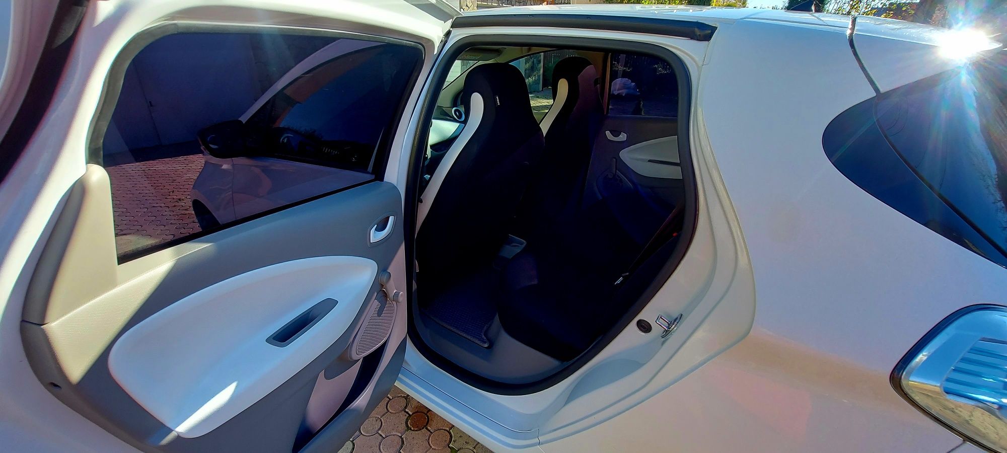 Продам Renault Zoe  41 kw