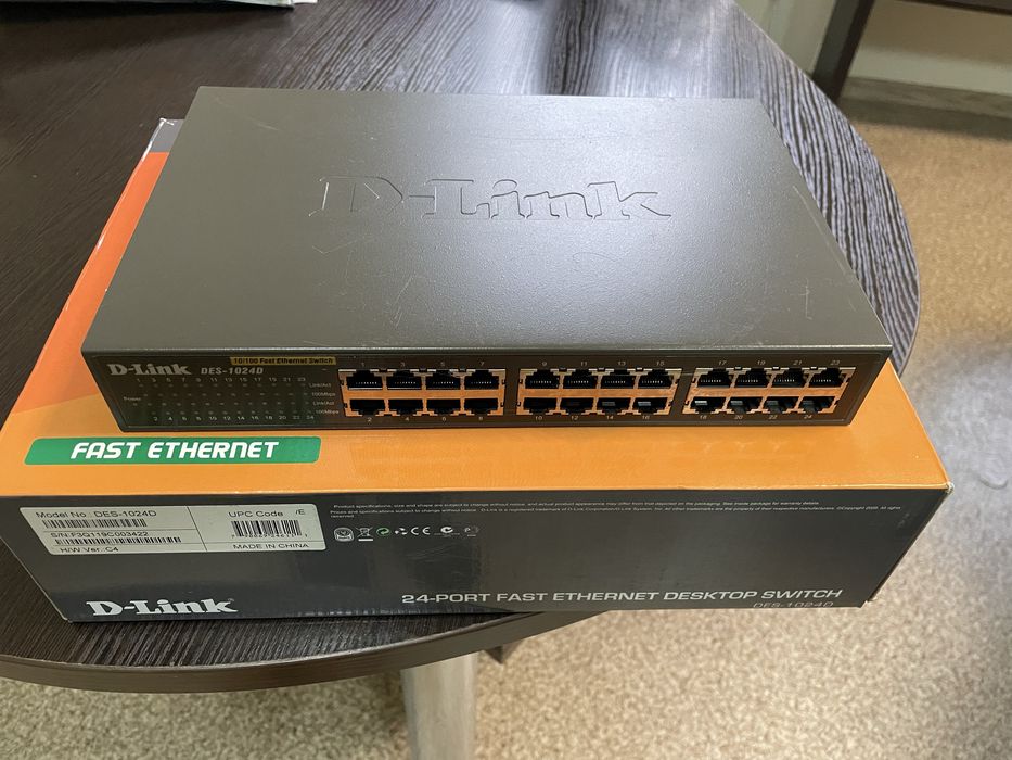 Комутатор D-Link DES-1024D