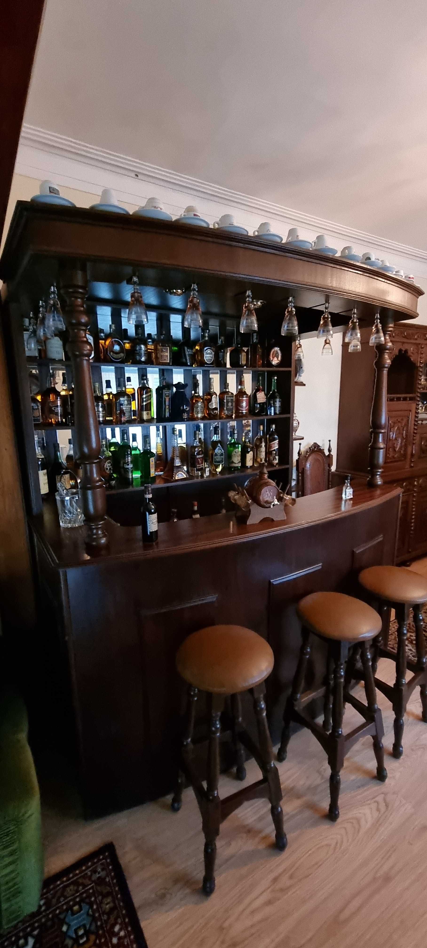Vendo mobiliário de sala com bar