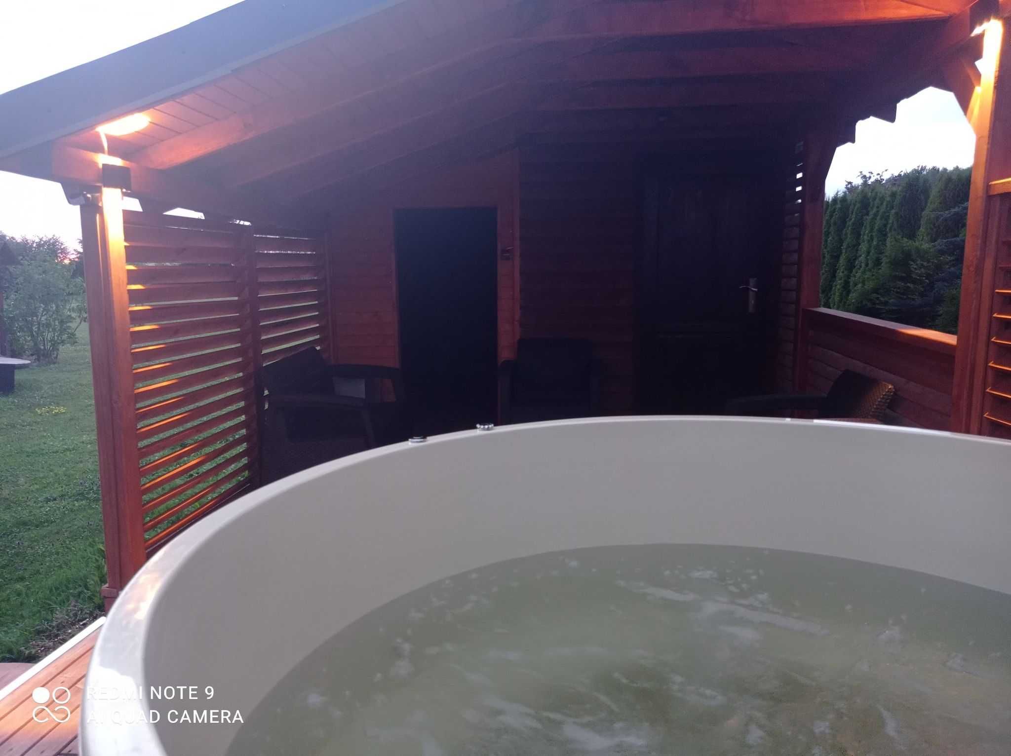 balia z jacuzzi w ośrodku wczasowym w Bieczu