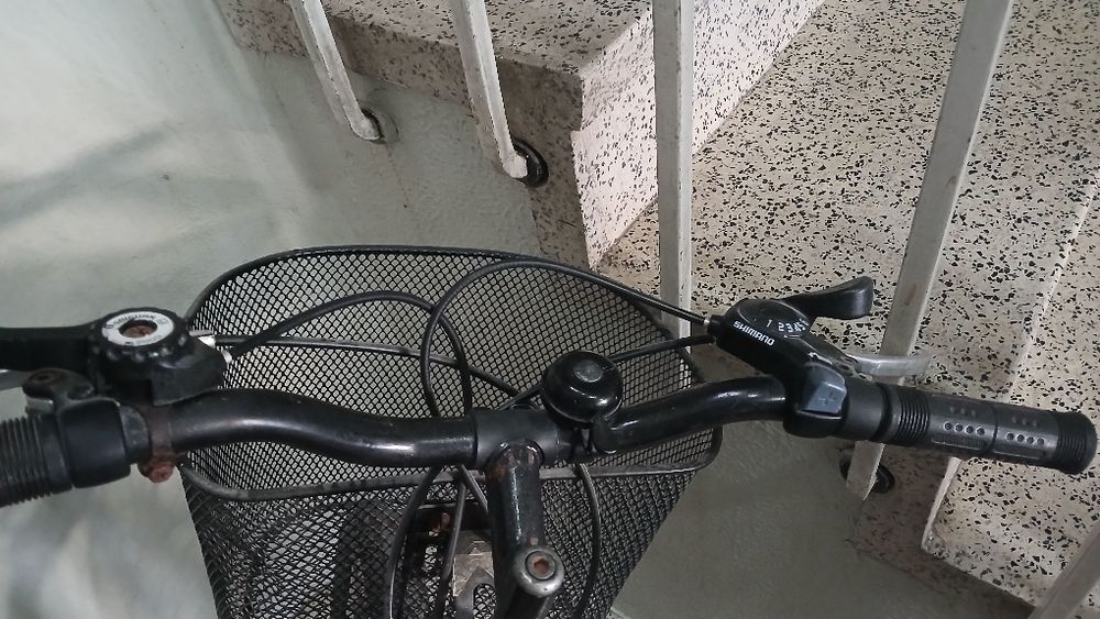 Bicicleta impecável
