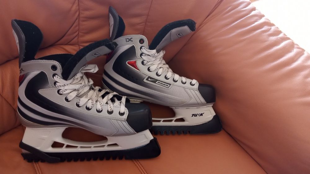 łyżwy Bauer Nice Vapor IX. Rozmiar 10.Wkładka 29cm.Jak nowe
