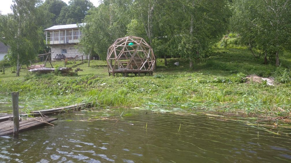 Рибацькі будинки на озері, с. Киданівка, Богуславський р-н