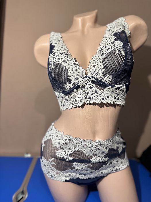 Intimissimi flowers Італія комплект білизни бюстьє Eleonora синій