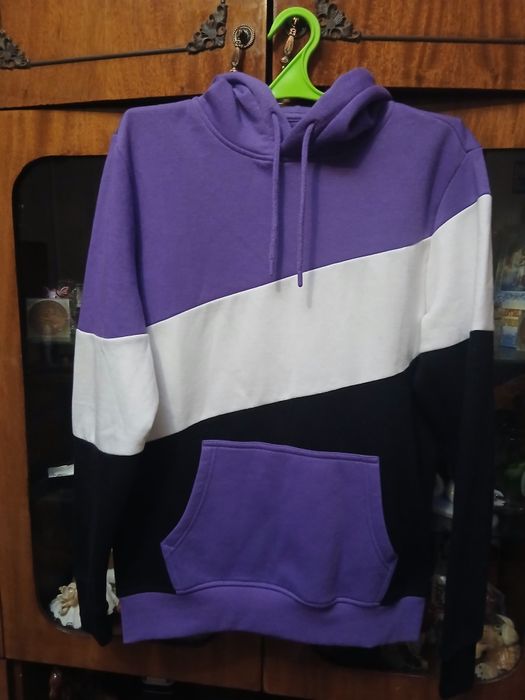 Продаю худи унисекс размер М