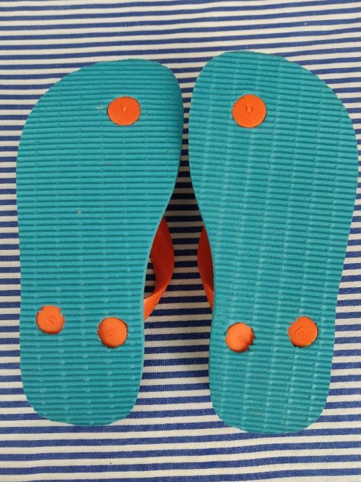 Havaianas de criança, novas