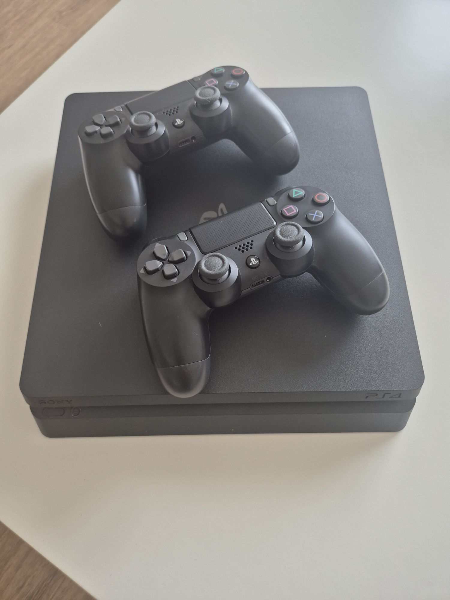 Ps4 Slim 1TB Como Nova !!