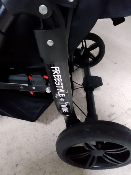 Carrinho de passeio duplo