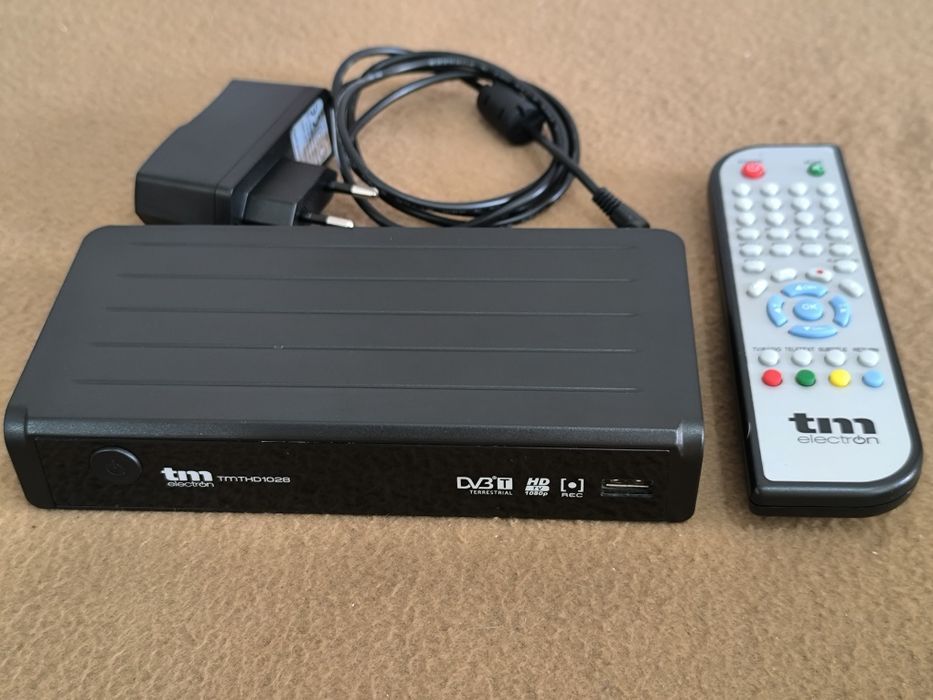 Recetor de Televisão Digital Terrestre (TDT)