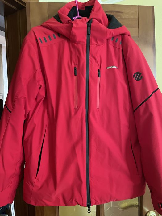 Продам курточку лижную Whsroma