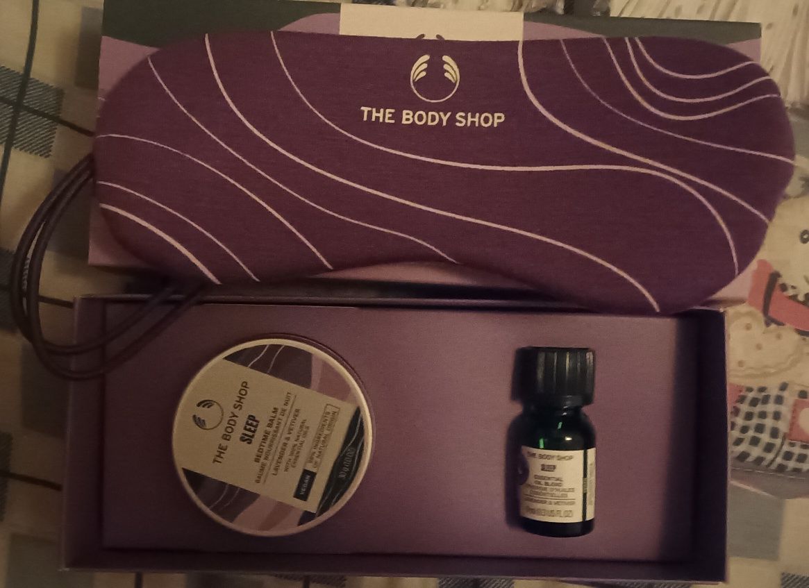 Conjunto The Body Shop "Rest & Recharge"