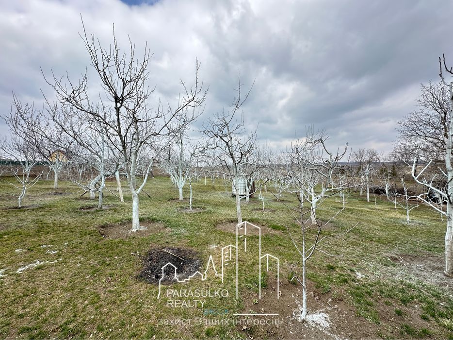 Продам дачні будинки біля річки