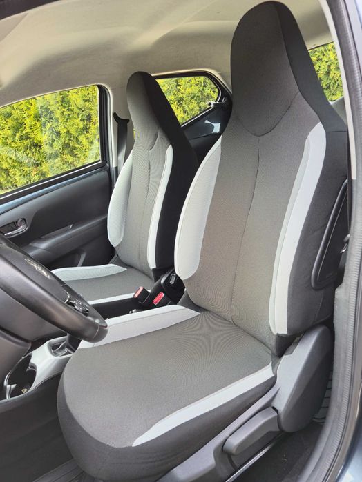 Toyota Aygo 1.0 69KM / 2016 / Tempomat / Klima / Radar / Asystent Pasa