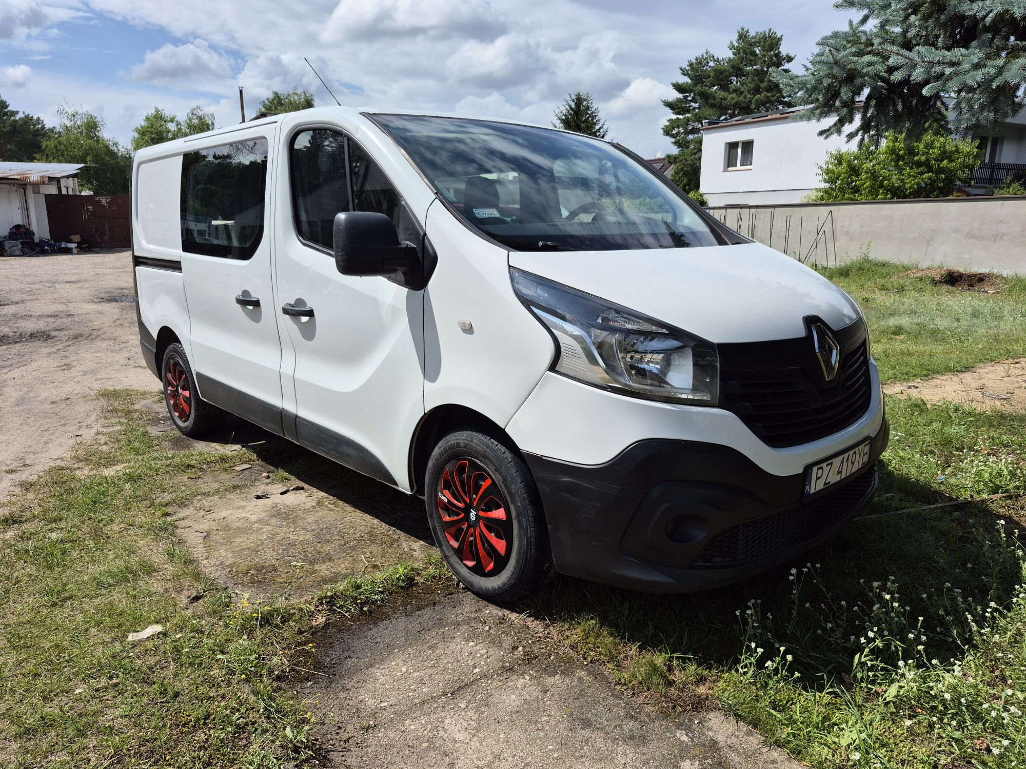 Renault trafic 1.6 2016r brygadówka