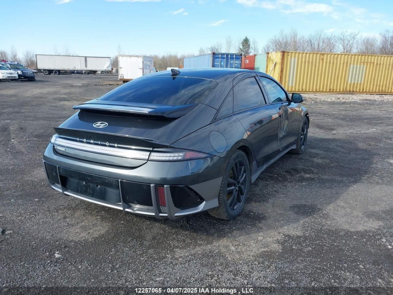 Іонік 6 Ioniq 6 2023 року