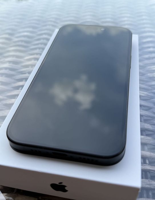 iPhone 15 Czarny 128GB Bateria 88%