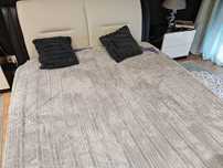Cama de casal + colchão+ mesinhas cabeceira (negociável)