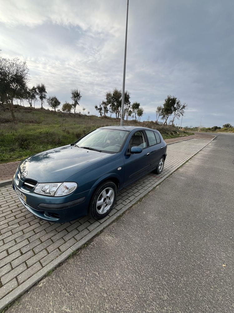 Nissan almera 1.5