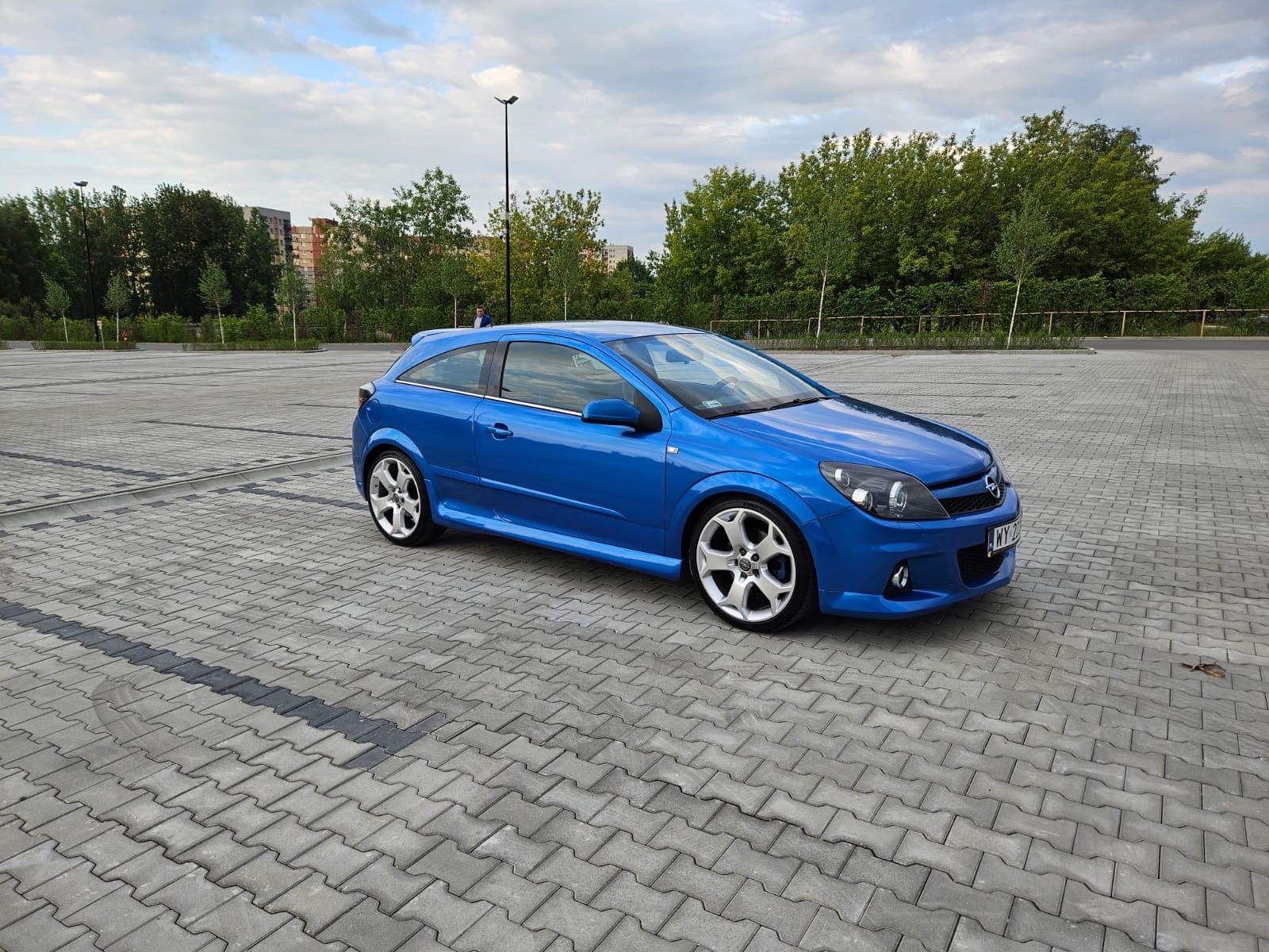 Astra OPC Turbo  240KM