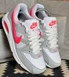 Damskie buty sportowe Nike Air Max Command