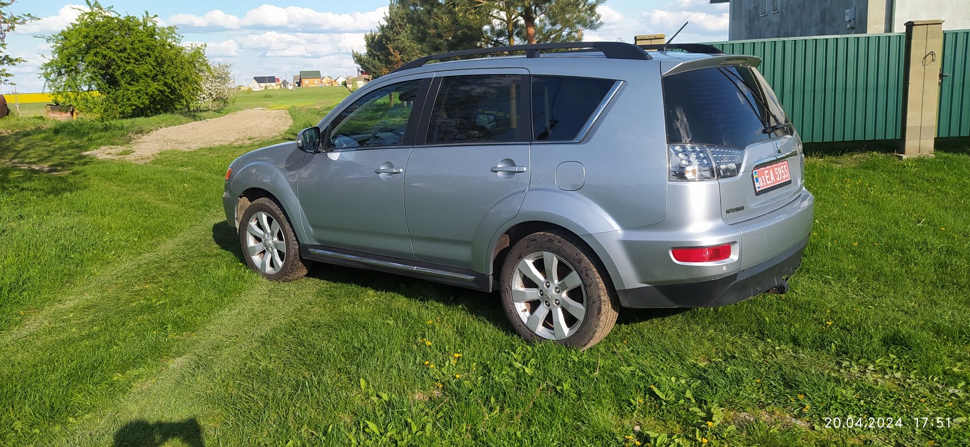 Продам Mitsubishi Outlander XL