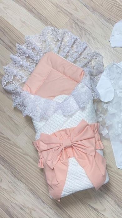 Конверт на виписку для дівчинки