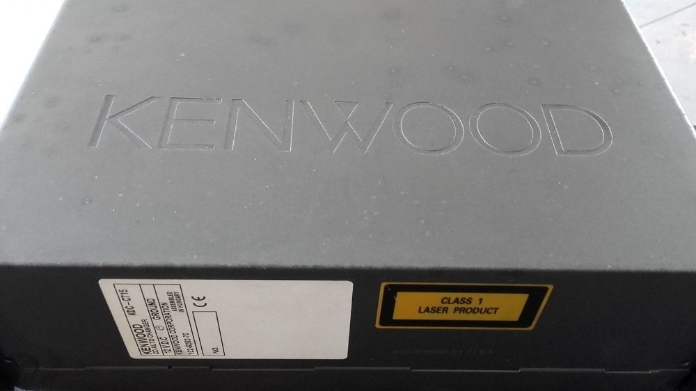 Caixa de 10 cd marca kenwood KDC