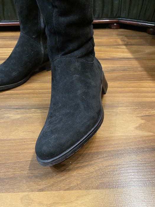 Продам жіночі шкіряні зимові чоботи