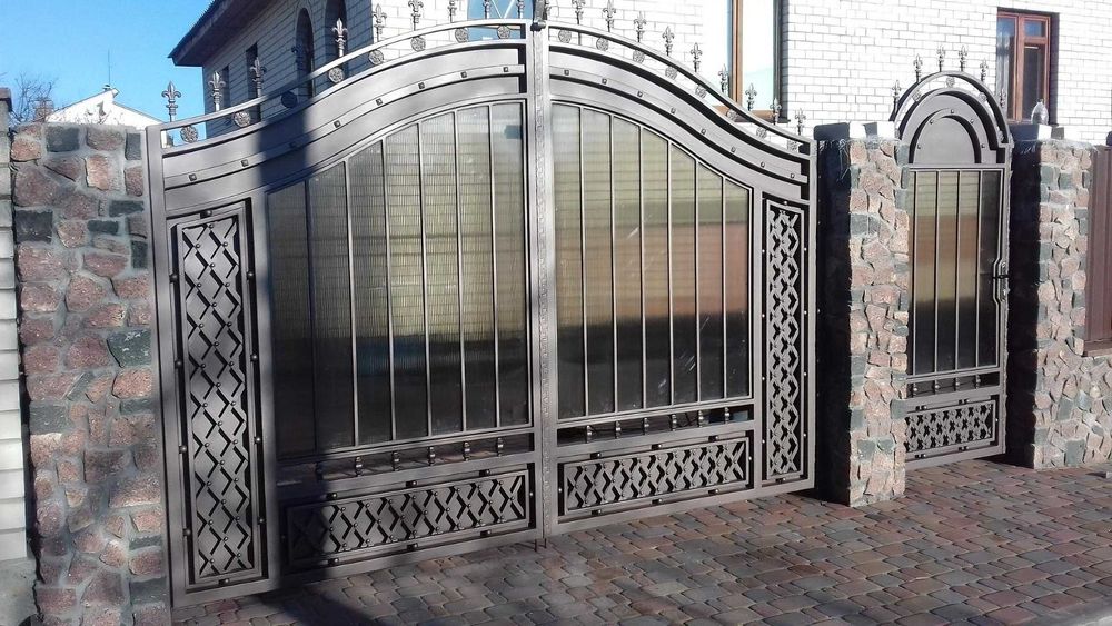 Виготовлення - Козирки/навіси/ворота, швидко, якісно та доступно!