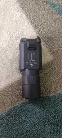 Ліхтар SureFire X300 Ultra з лінзою TIR