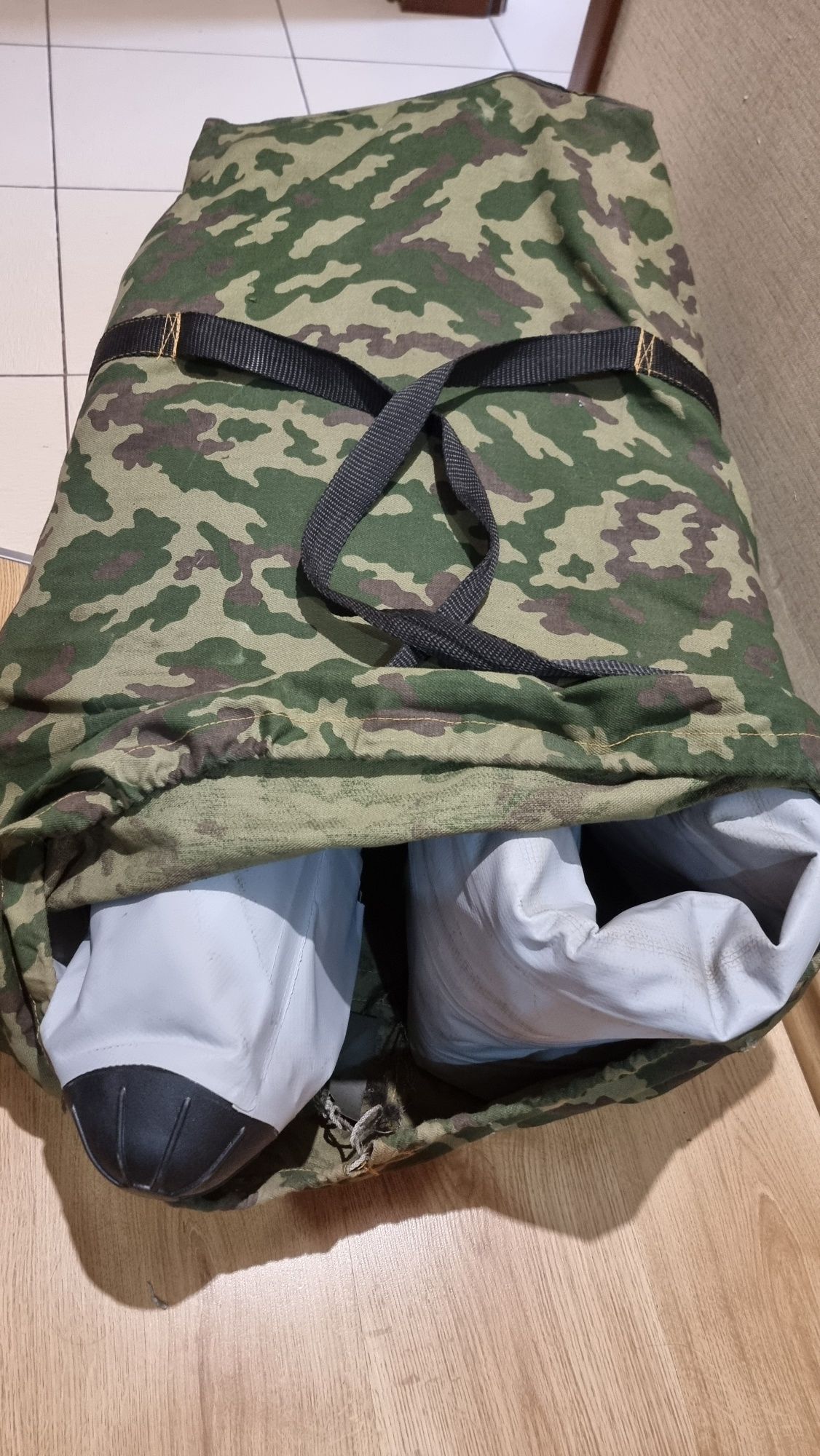 Надувная лодка байдарка б/у Intex EXCURSION PRO K1, 68303