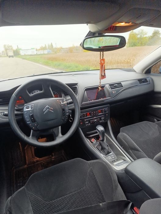 Citroen C5X7 2009 рік